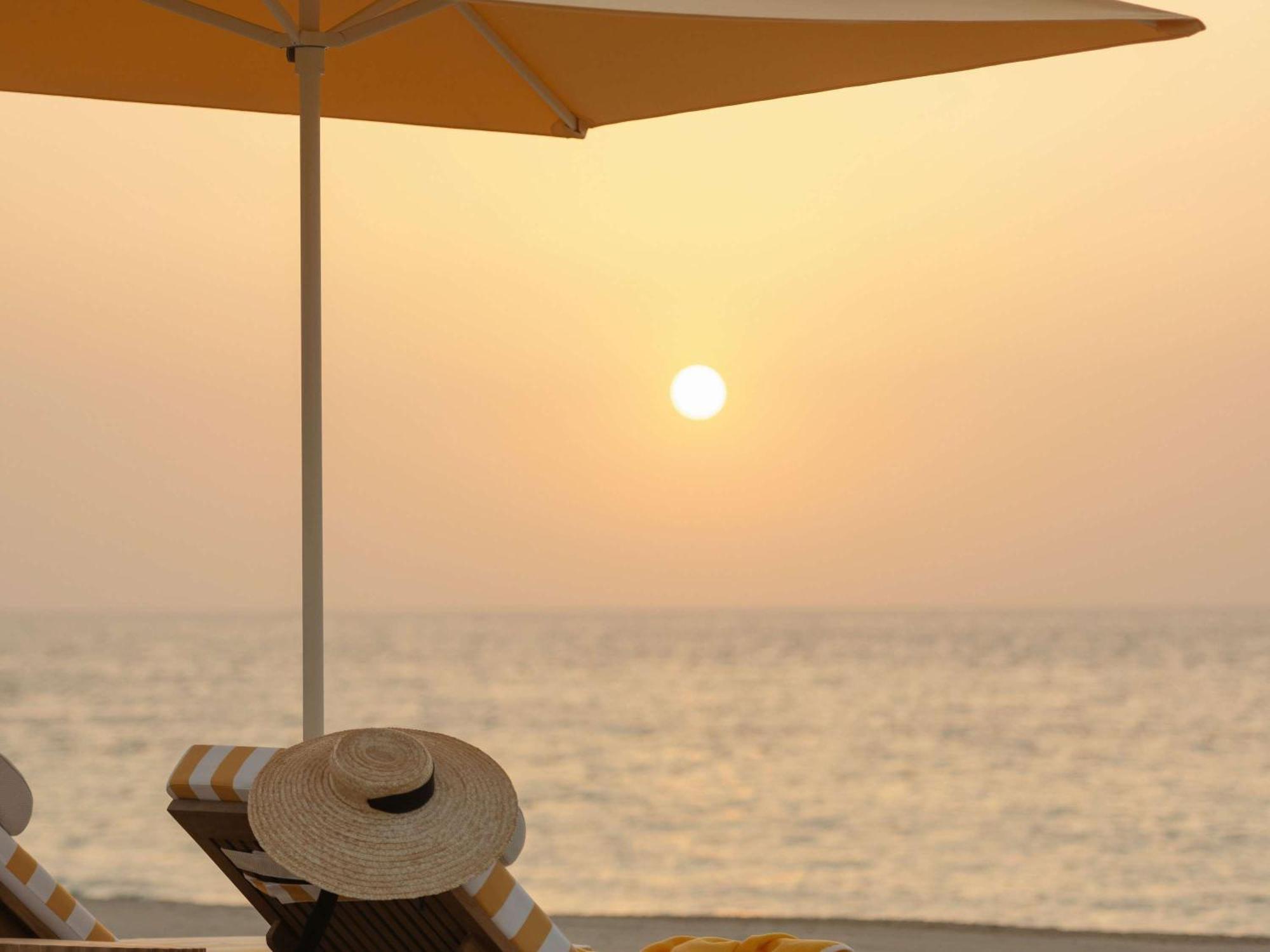 Delano Dubai At Bluewaters Hotel Kültér fotó Sunset at the beach